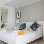 Aristoteles Villa