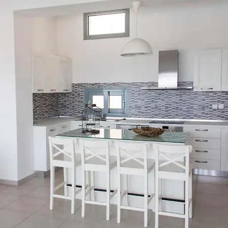 Aristoteles Villa
